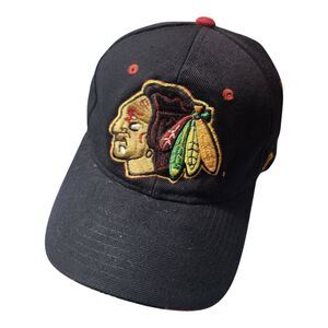 Chicago Blackhawks NHL Zephyr Strapback‎ Hat 55% Wool
